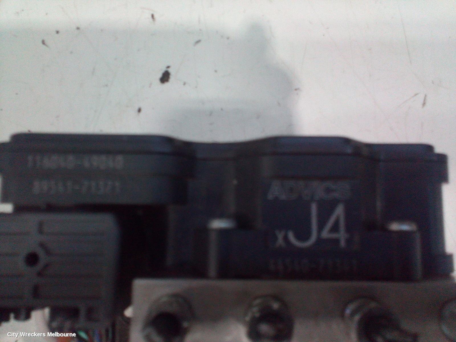 TOYOTA HILUX ABS PUMP/MODULATOR, P/N 4454071341, 09/2015 ONWARDS - Image 1