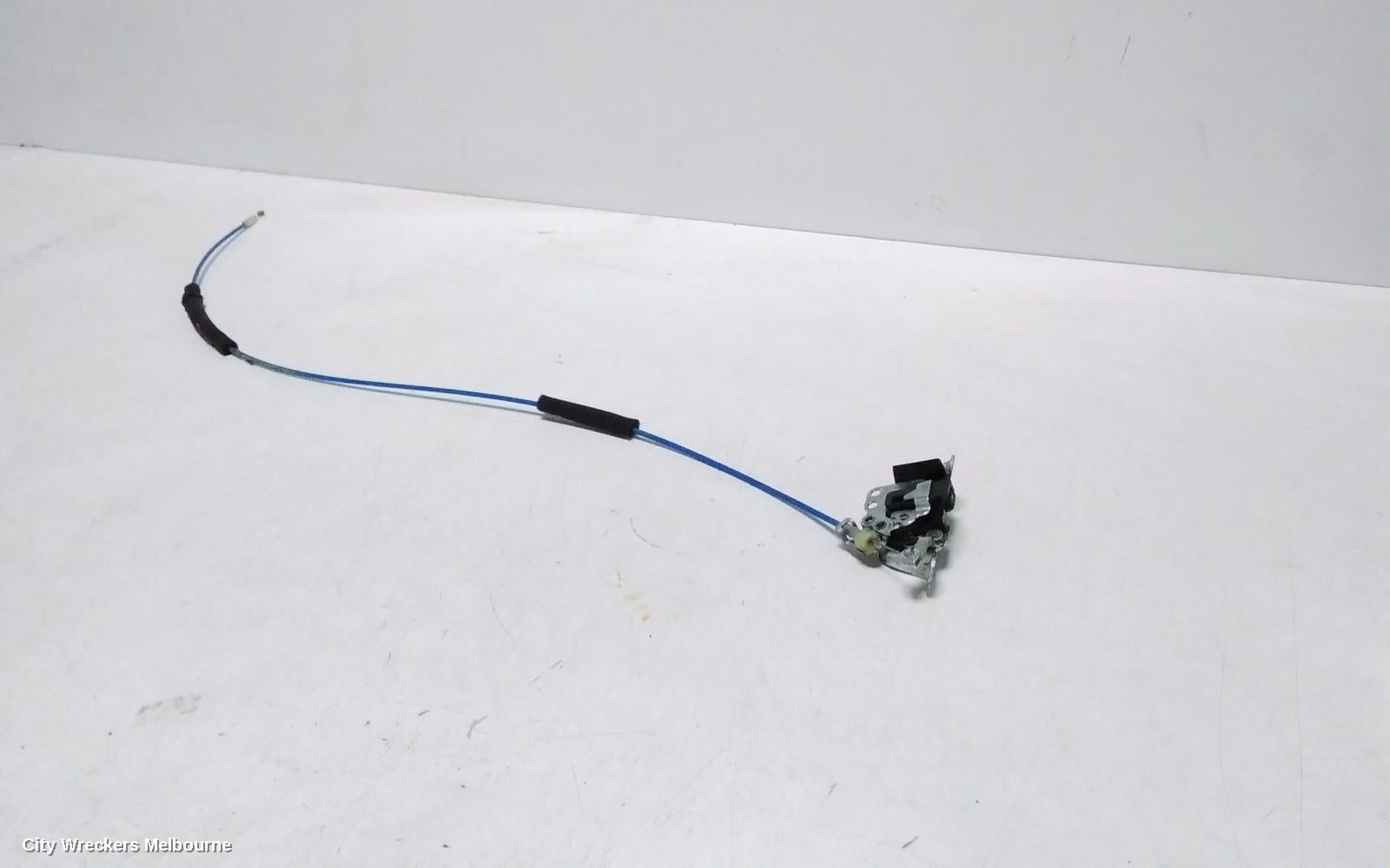 TOYOTA HIACE DOOR/BOOT/GATE LOCK, LEFT REAR DOOR LOCK, TRH/KDH, 01/2005 - 04/2019 - Image 3