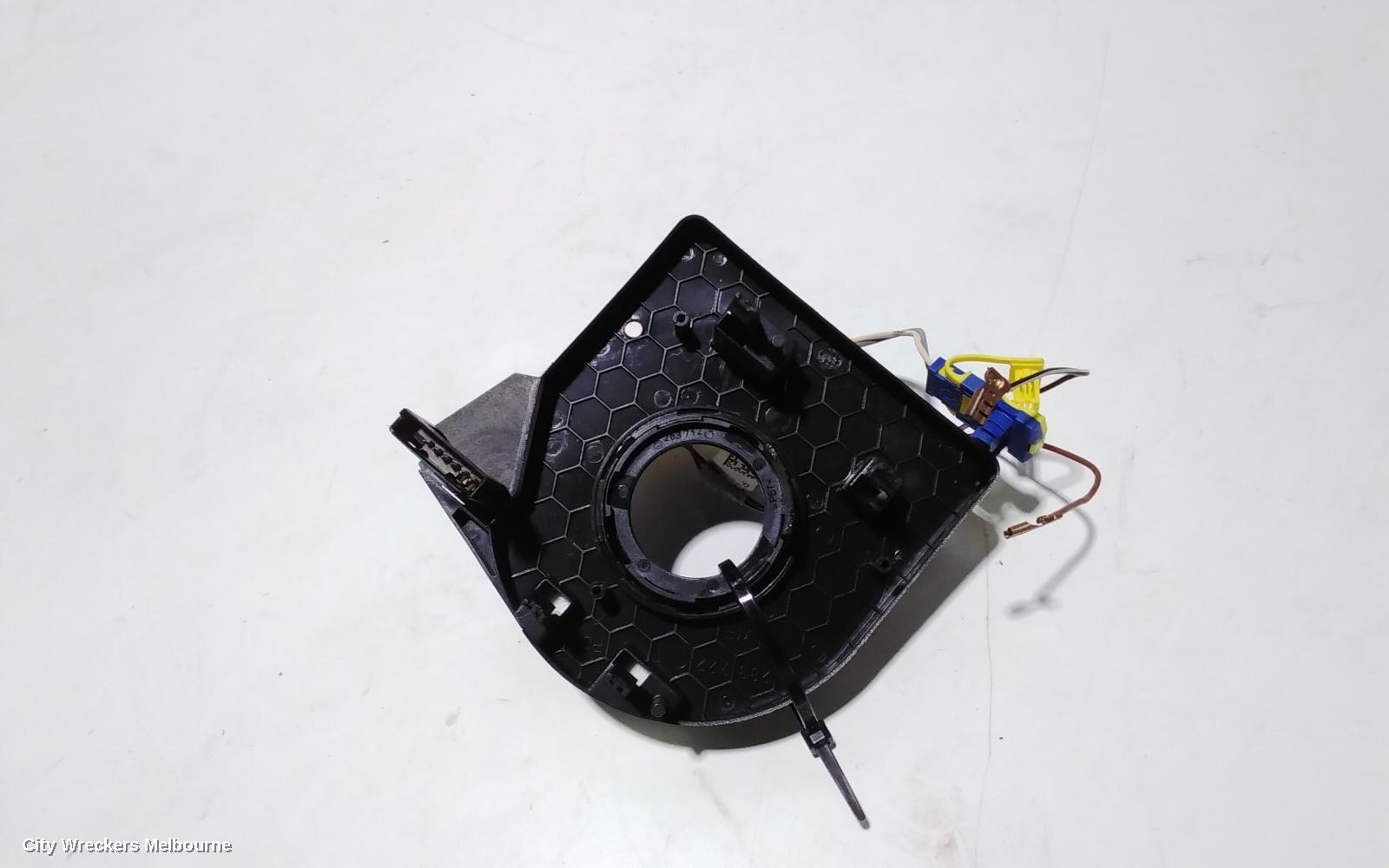 VOLKSWAGEN TRANSPORTER AIRBAG MODULE/SENSOR, CLOCKSPRING, NON ESP TYPE, T5, 08/2004 - 02/2010 - Image 3