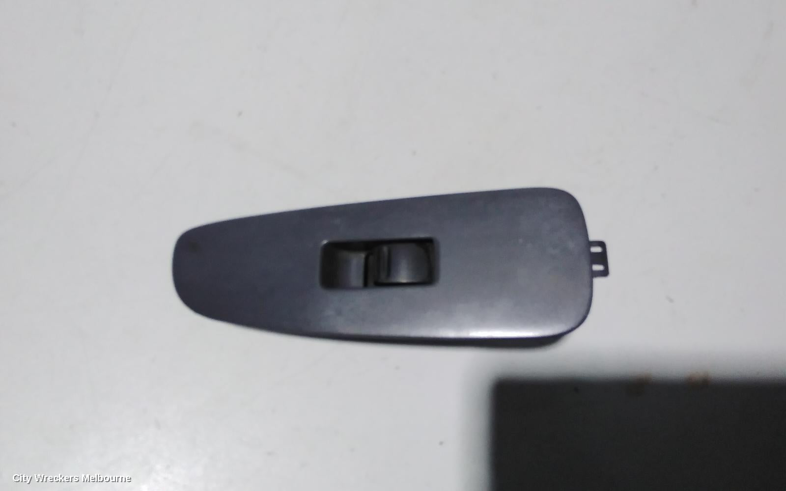 TOYOTA TARAGO PWR DR WIND SWITCH, LH FRONT, ACR30,06/2000 - 02/2006 - Image 2