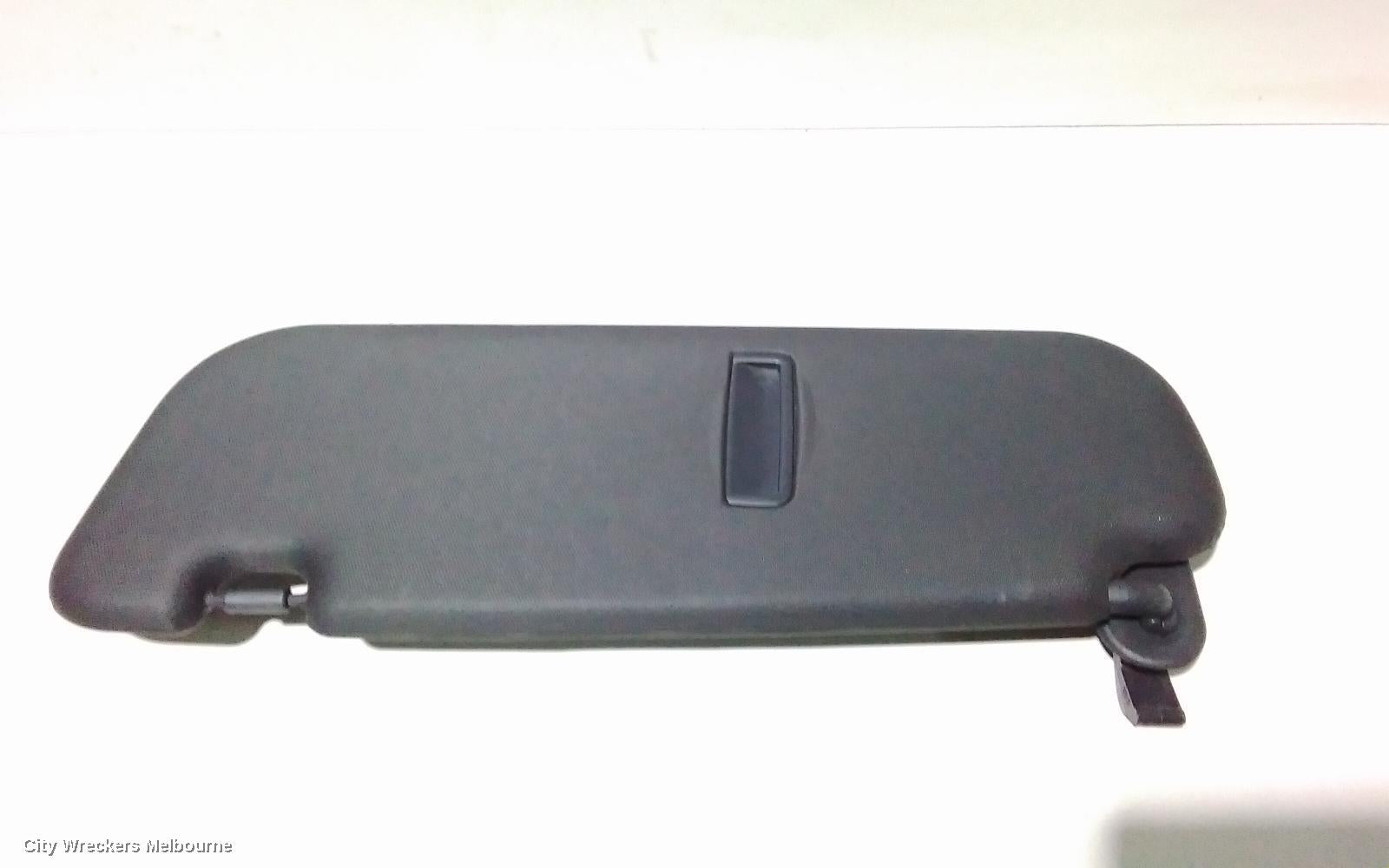 HYUNDAI VELOSTER SUNVISOR, FS, RH SIDE, GREY, W/ MIRROR & LAMP TYPE, 12/2011 - 02/2018 - Image 3