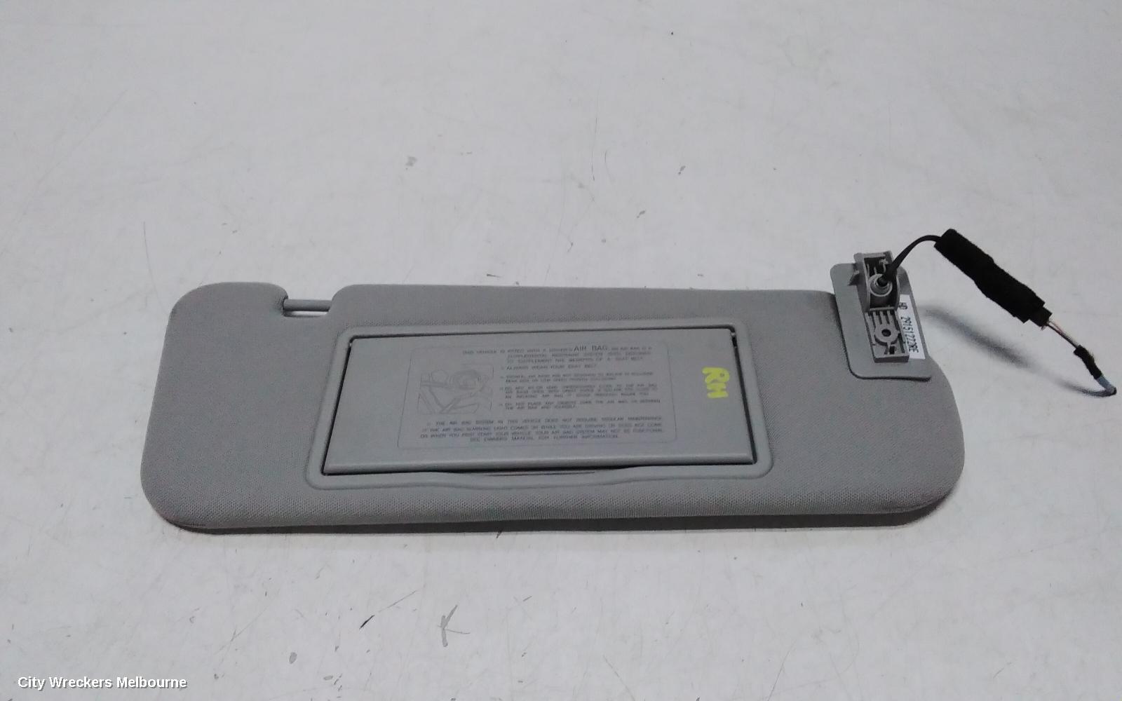 HOLDEN COMMODORE SUNVISOR, VF, RH SIDE, 05/2013 - 12/2017 - Image 2