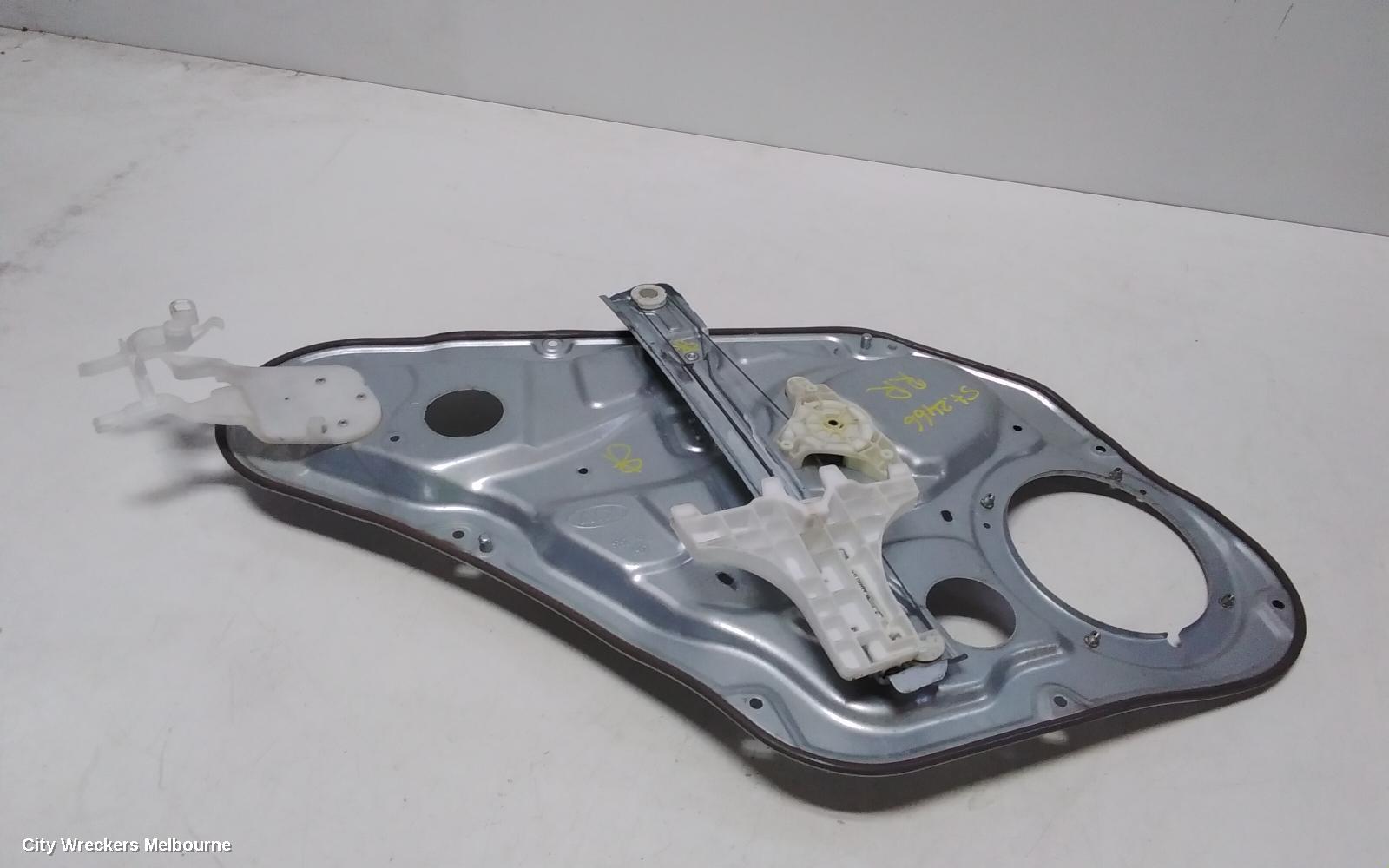 KIA SORENTO RIGHT REAR WND REG/MOTOR, REGULATOR (NO MOTOR), XM, 10/2009 - 12/2014 - Image 3