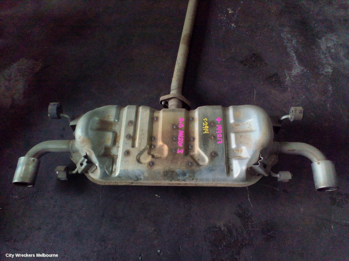 MAZDA 3 CATALYTIC CONVERTER, UNDER CAR-CAT TYPE, 2.0, PETROL, BM-BN, 11/2013 - 02/2019 - Image 3