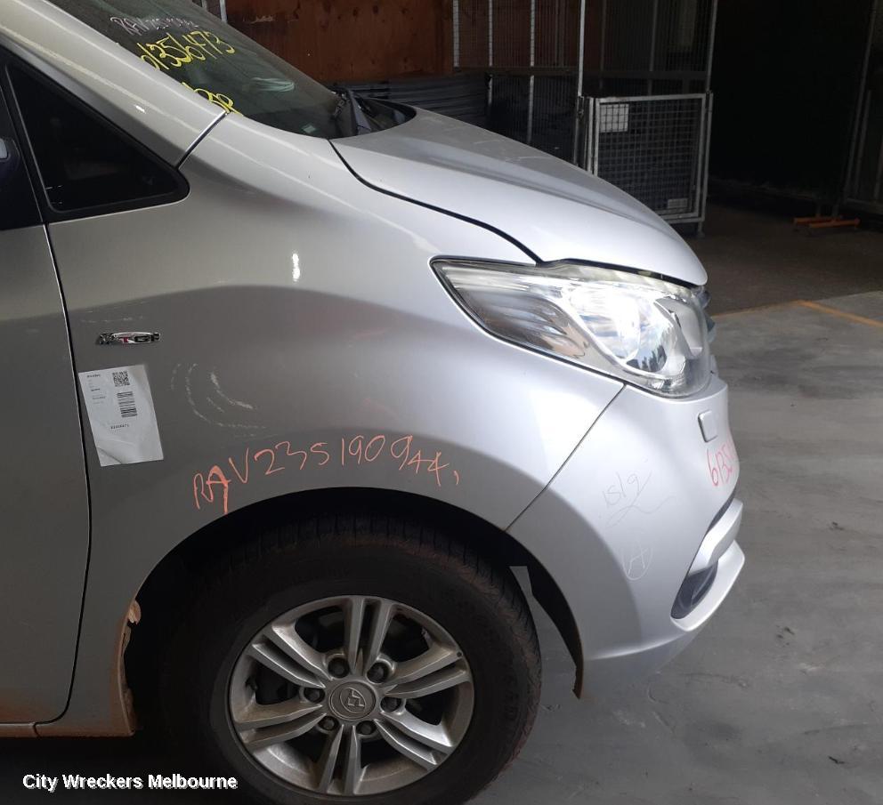 LDV G10 FRONT BUMPER, SV7A, WAGON, BUMPER BAR, W/ HEADLAMP WASHER JET TYPE, 04/2015 - 08/2022 - Image 3