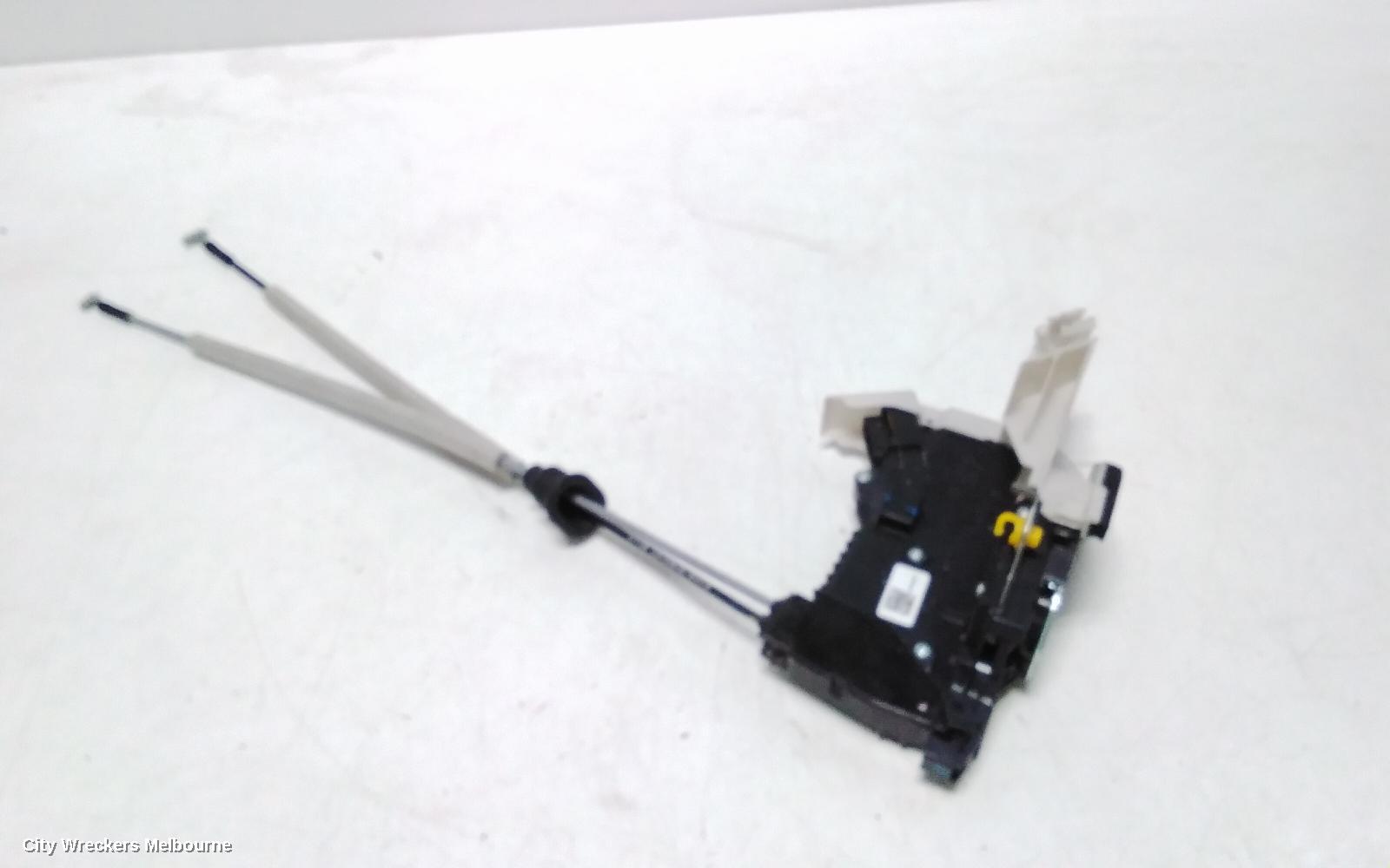 HYUNDAI SANTA FE DOOR/BOOT/GATE LOCK, LEFT REAR DOOR LOCK, TM, 03/2018 ONWARDS - Image 2