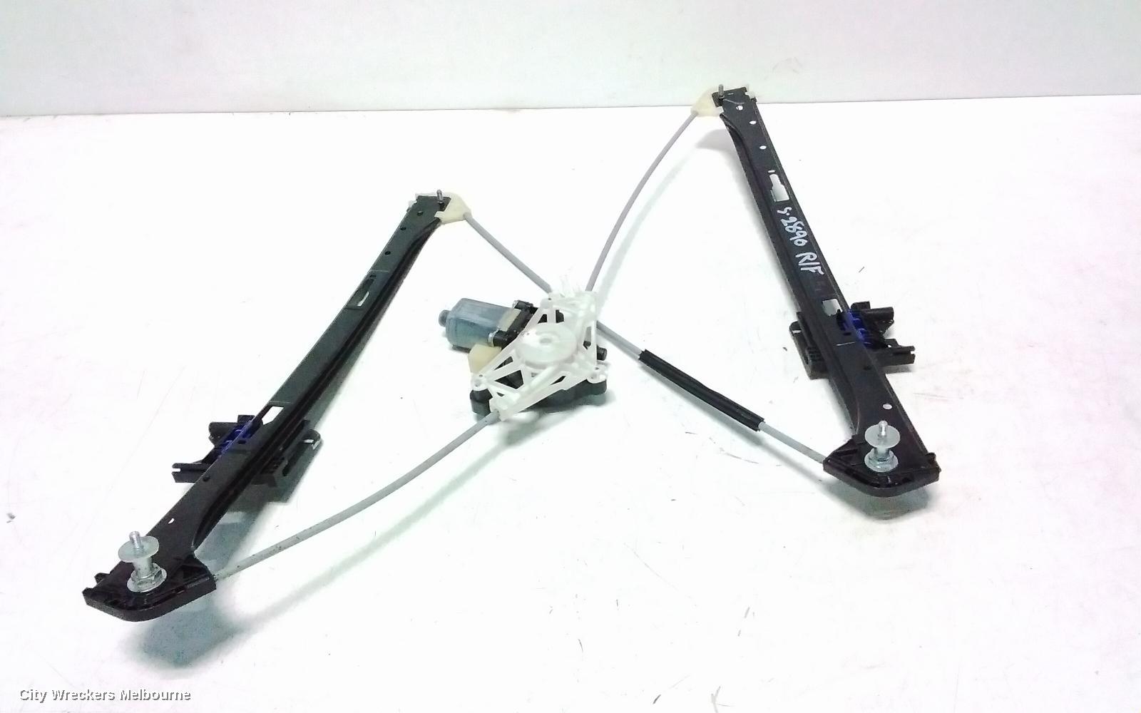 PORSCHE MACAN RIGHT FRONT WINDOW REG/MOTOR, 95B, 06/2014 - 12/2025 - Image 2