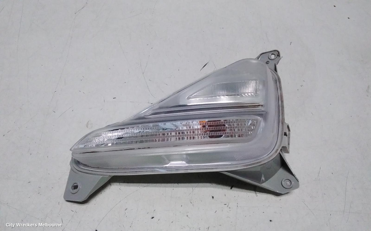 KIA CERATO LEFT TAILLIGHT, BD, IN BUMPER, FLASHER, SEDAN, 04/2018 - 03/2021 - Image 2