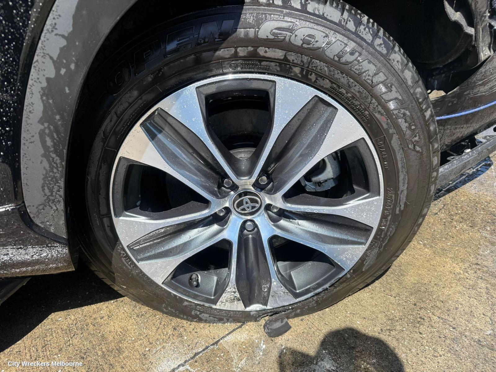 TOYOTA KLUGER WHEEL MAG, FACTORY, 18X7.5IN, 5 SINGLE SPOKE, BICOLOUR, XU70 SERIES, 03/2021 ONWARDS - Image 1