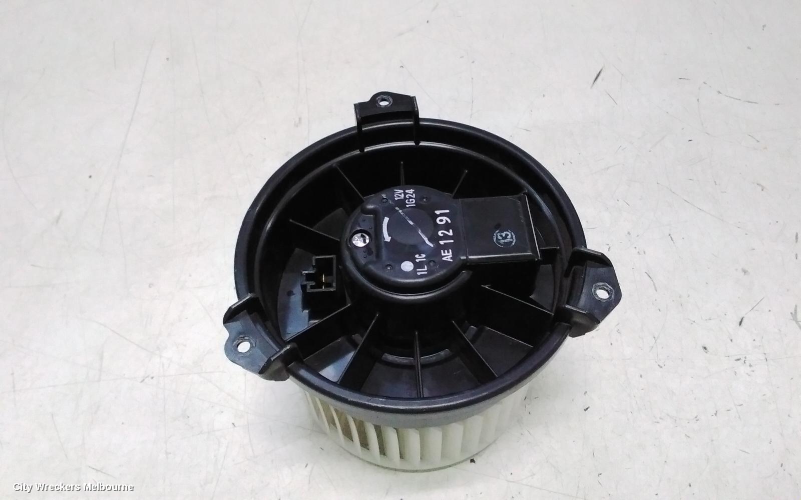 TOYOTA KLUGER HEATER FAN MOTOR, XU70 SERIES, REAR, 03/2021 ONWARDS - Image 1