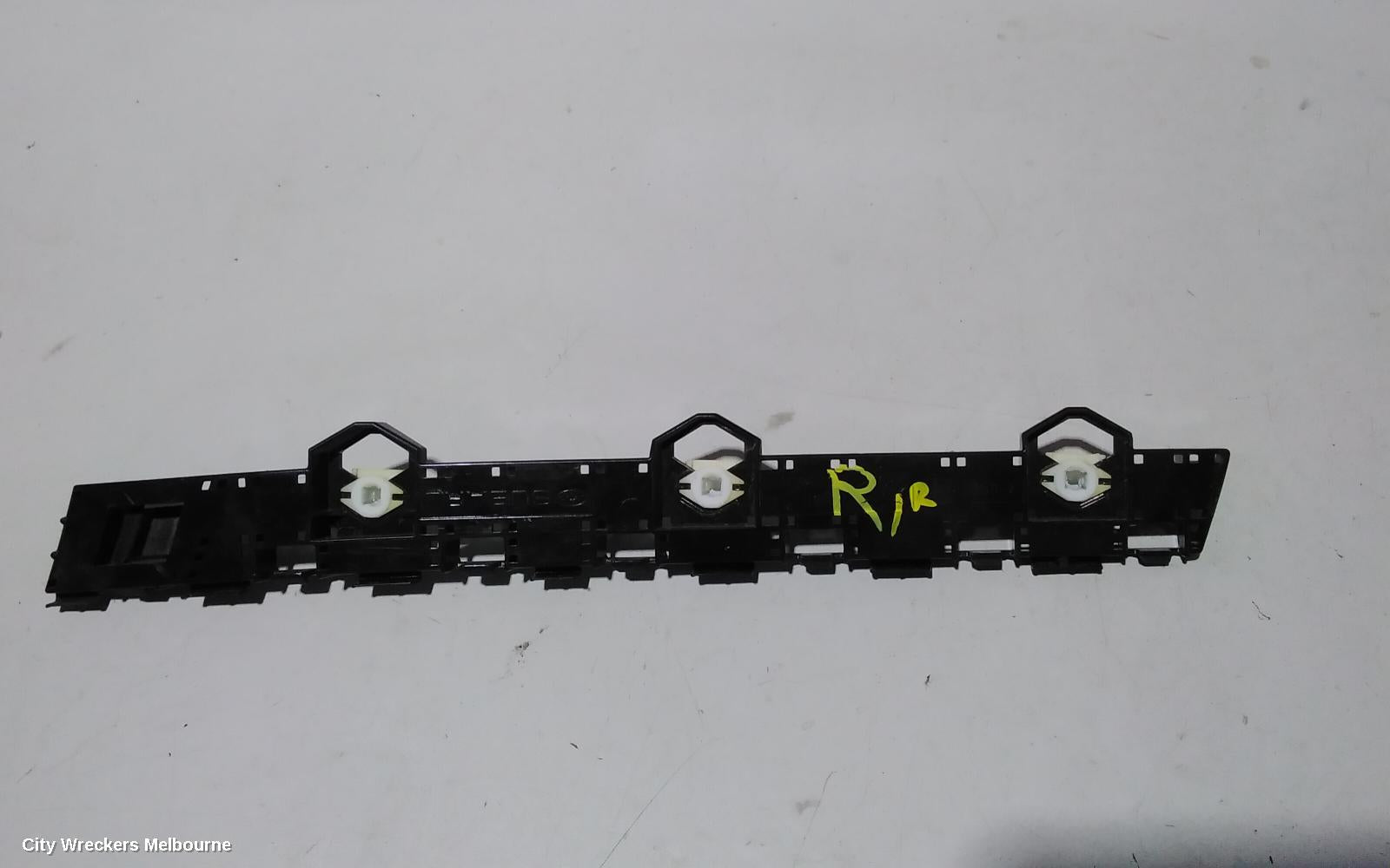 SUBARU IMPREZA, G5, 09/2016 - 09/2023, RHR BAR SLIDER  REFER TO PHOTOS: 81468 - Image 2