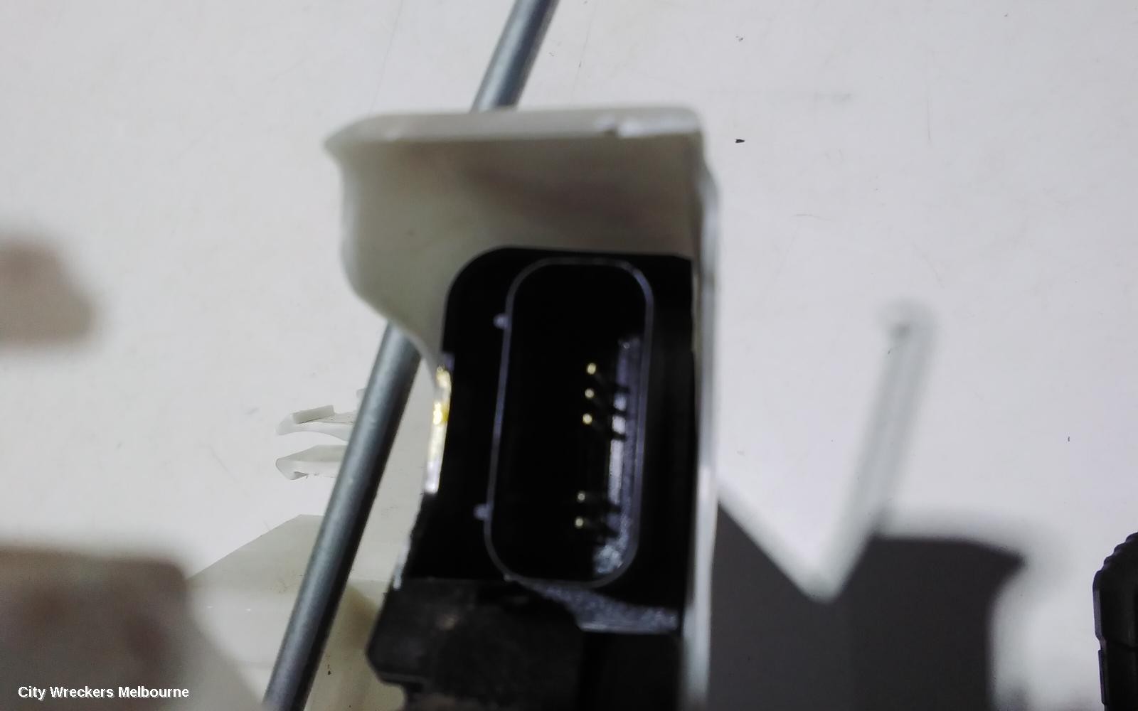 HYUNDAI SANTA FE DOOR/BOOT/GATE LOCK, RIGHT REAR DOOR LOCK, TM, 03/2018 ONWARDS - Image 3