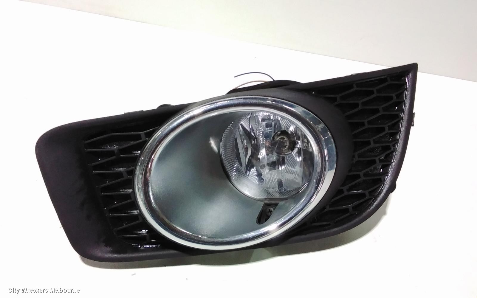 HOLDEN CRUZE RIGHT INDICATOR/FOG/SIDE, BUMPER FOGLAMP, JG-JH, 03/2009 - 12/2014 - Image 3