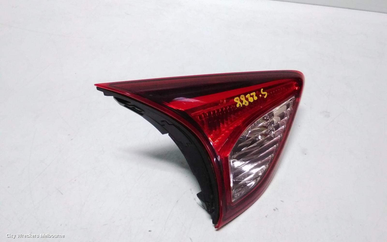 MAZDA CX5 REAR GARNISH, TAILGATE LAMP (LH SIDE), KE, 02/2012 - 12/2016 - Image 3