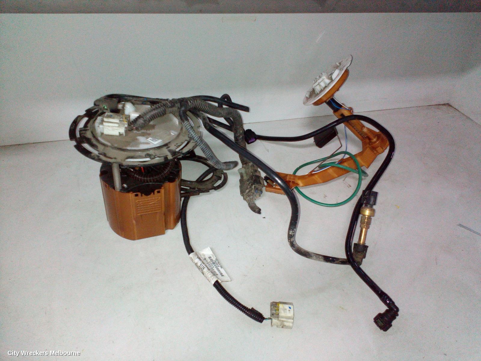 HOLDEN COMMODORE FUEL PUMP, VF, 05/2013 - 12/2017 - Image 2