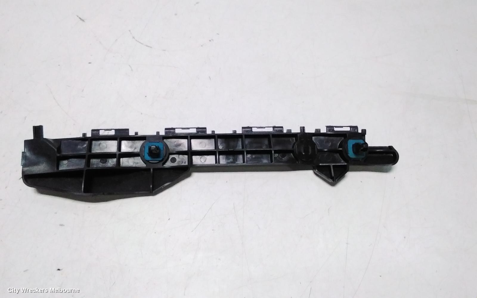 TOYOTA COROLLA, ZRE182R 10/2012 - 06/2018, RHR BAR BRAKET: 117589 - Image 3