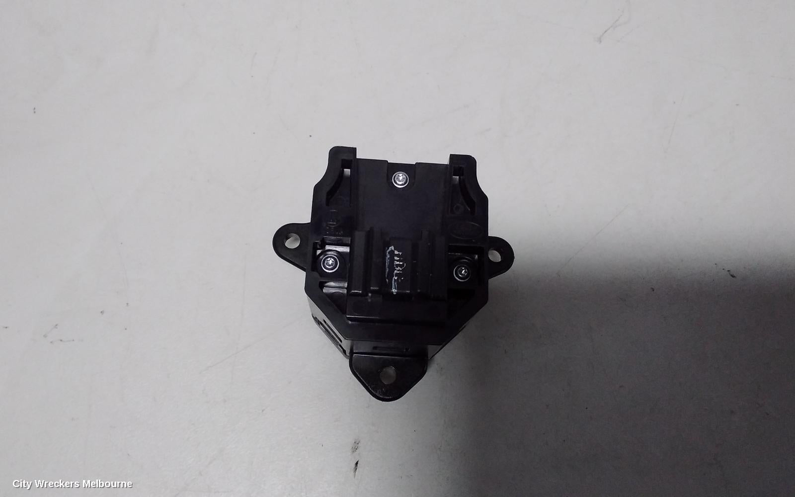 LAND ROVER RANGEROVER EVOQUE, L538, 11/2011 - 01/2019, TRACTION CONTROL SWITCH - P GJ32 14K147: 64190 - Image 3