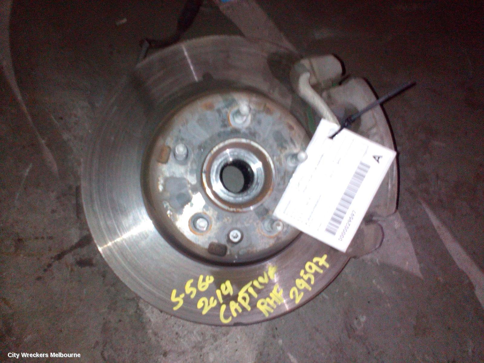 HOLDEN CAPTIVA RIGHT FRONT HUB ASSEMBLY, CG, 01/2011 - 06/2018 - Image 1