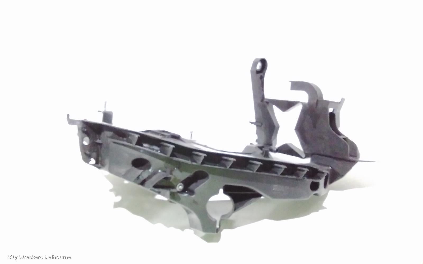 AUDI A4, B8 8K, 04/2008 - 06/2012, RHF LOWER HEADLIGHT BRACKET : 96142 - Image 2