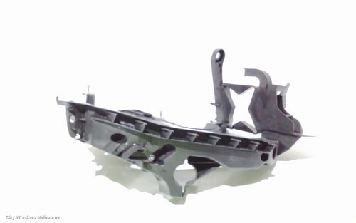 AUDI A4, B8 8K, 04/2008 - 06/2012, RHF LOWER HEADLIGHT BRACKET : 96142 - Image 2