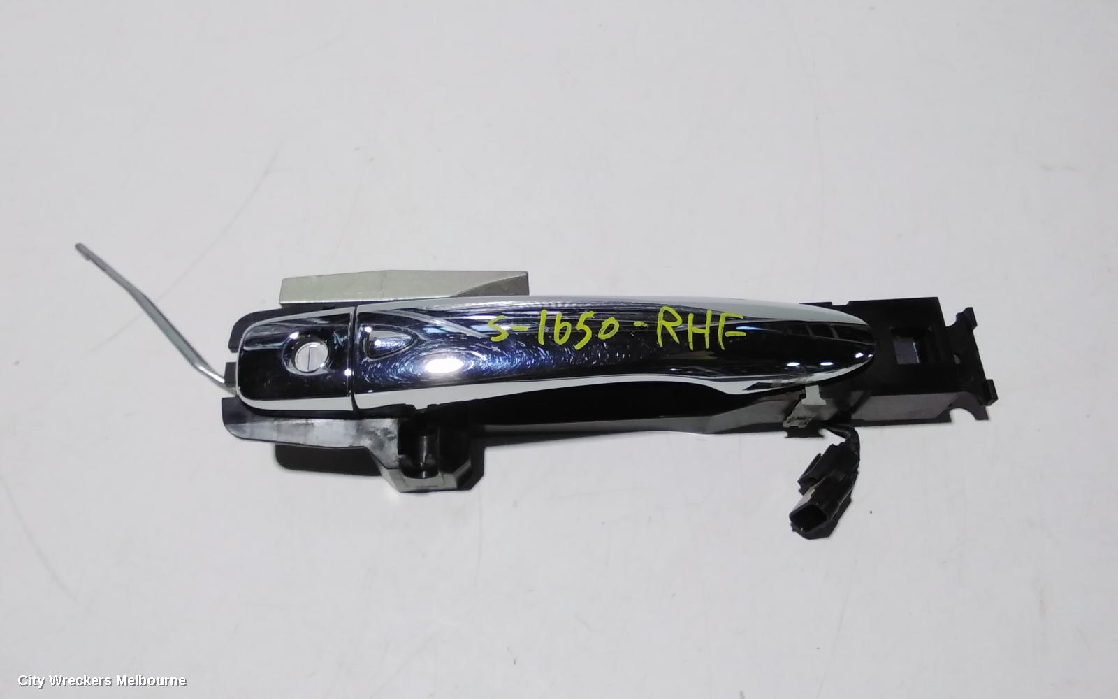 NISSAN XTRAIL DOOR HANDLE, OUTER, RH FRONT, COLOUR CODED, T32, 02/2014 ONWARDS - Image 1