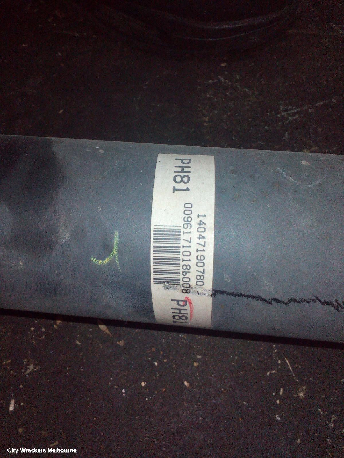 TOYOTA HIACE REAR DRIVE SHAFT, KDH, SLWB, AUTO T/M, DIESEL, 03/2005 - 04/2019 - Image 3