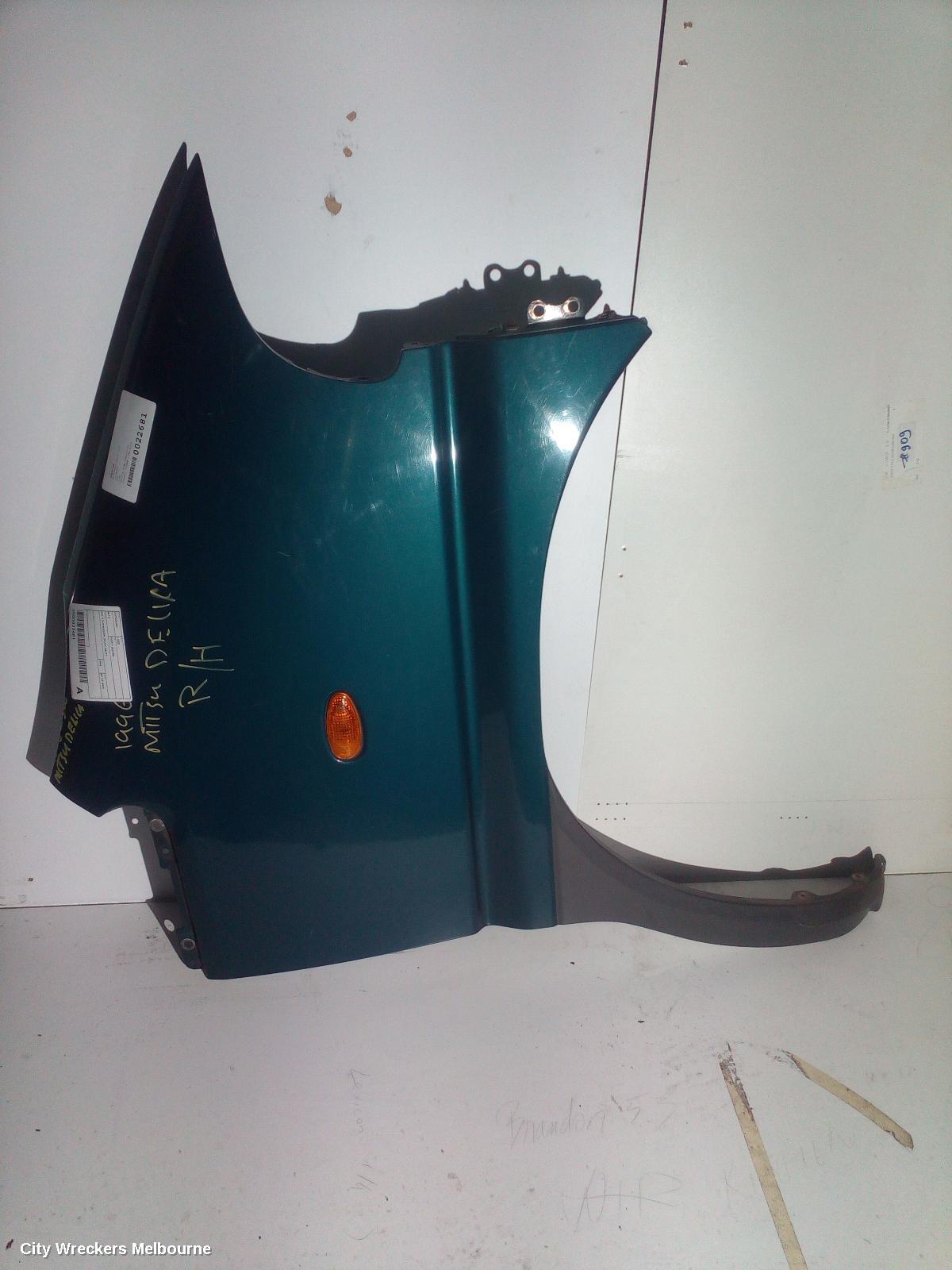 MITSUBISHI L300 RIGHT GUARD, WA, STARWAGON, 09/1994 - 06/1997 - Image 2