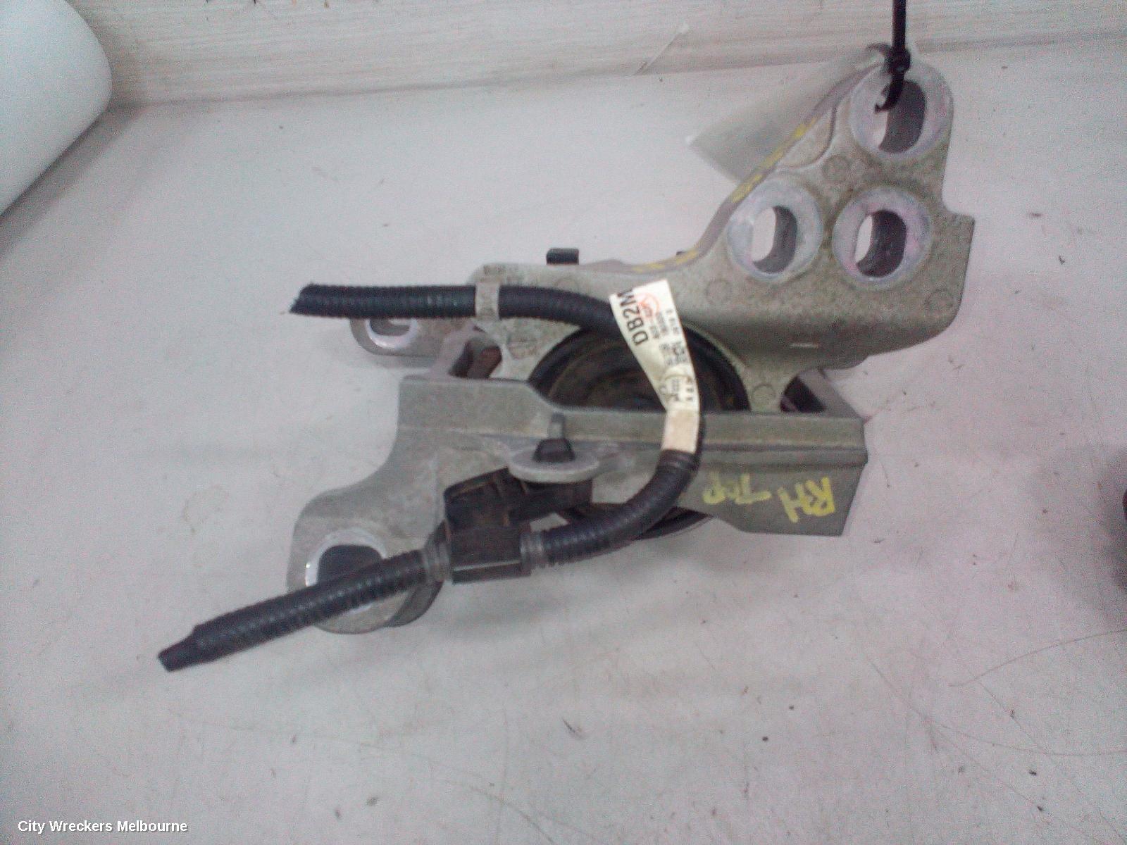 MAZDA CX3 MOUNT, DK, 03/2015 ONWARDS - Image 2