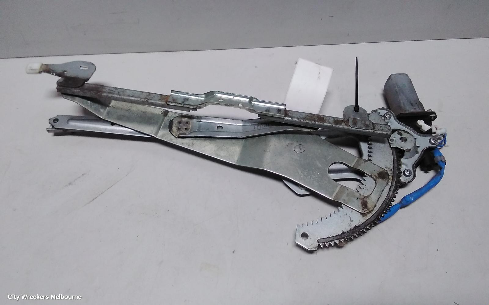 SUBARU IMPREZA RF WINDOW REGULATOR - Image 2