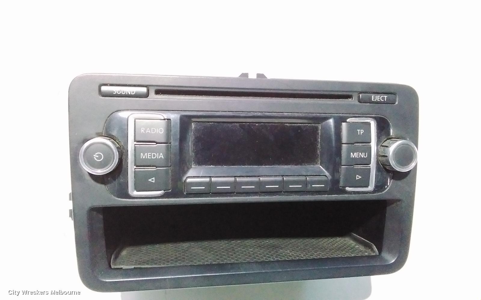 VOLKSWAGEN CADDY RADIO/CD/DVD/SAT/TV, CD PLAYER (RCD210), 2K, 08/2010 - 06/2015 - Image 3