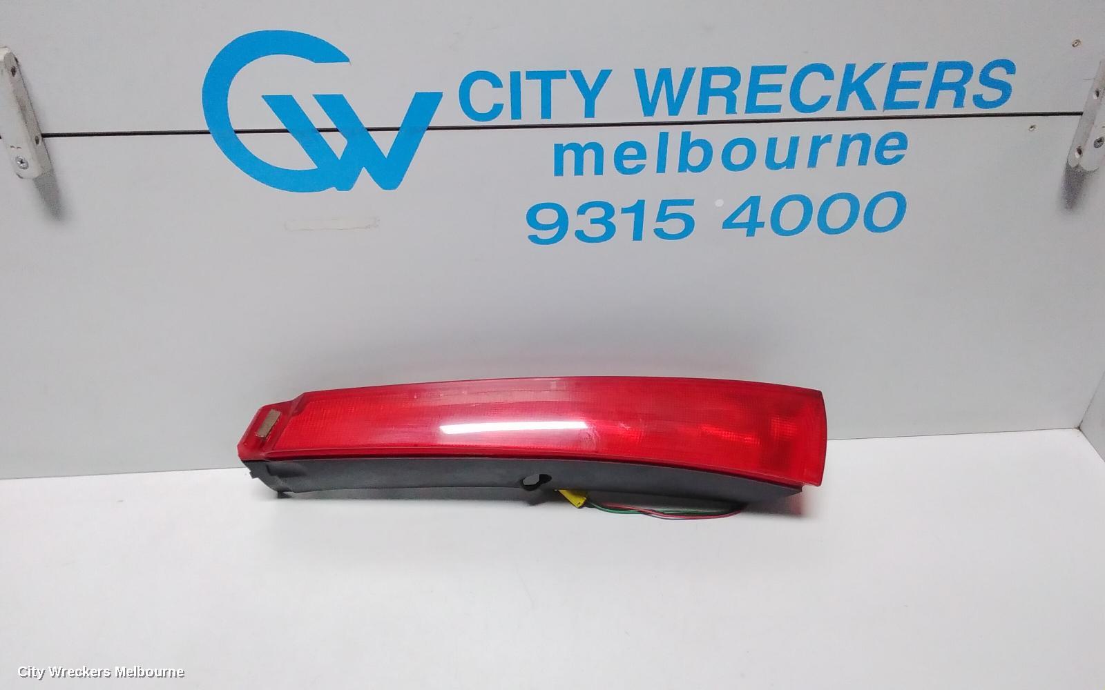 CITROEN C5 RIGHT TAILLIGHT, WAGON, UPPER LIGHT, 06/2001 - 08/2008 - Image 1