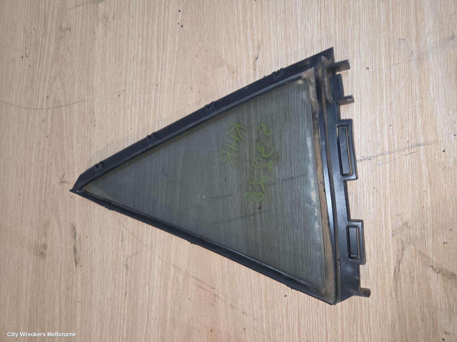TOYOTA COROLLA LEFT REAR 1/4 DOOR GLASS, ZRE152R, HATCH, 03/2007 - 09/2012 - Image 2