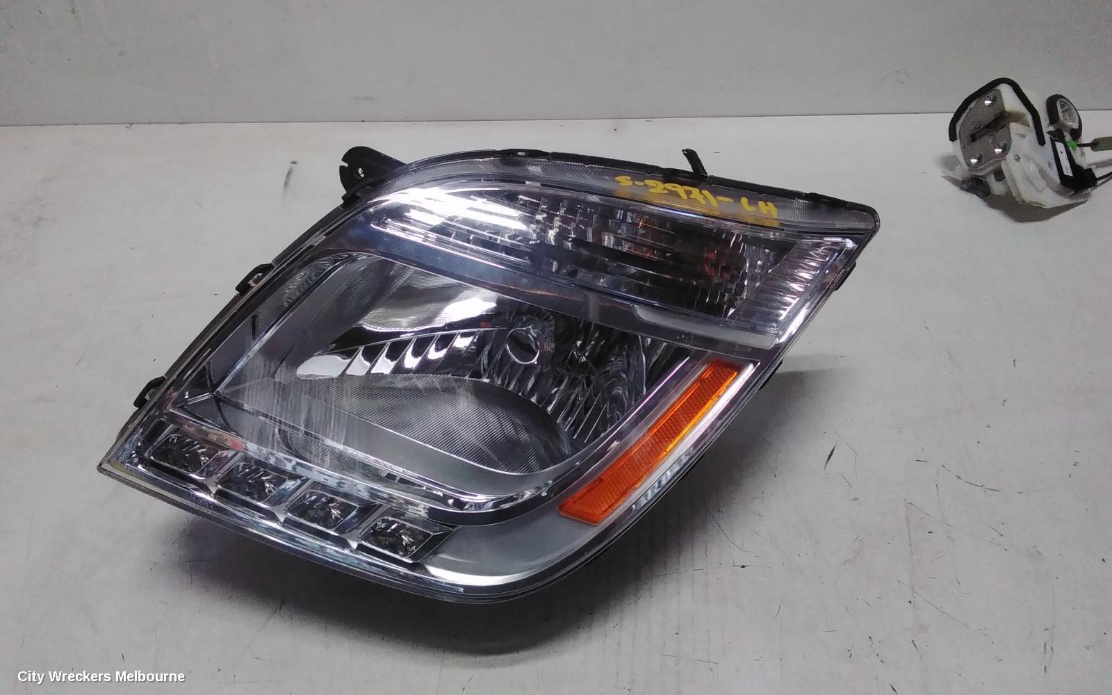 LDV V80 LEFT HEADLAMP, HALOGEN TYPE, 01/2013 - 12/2023 - Image 1