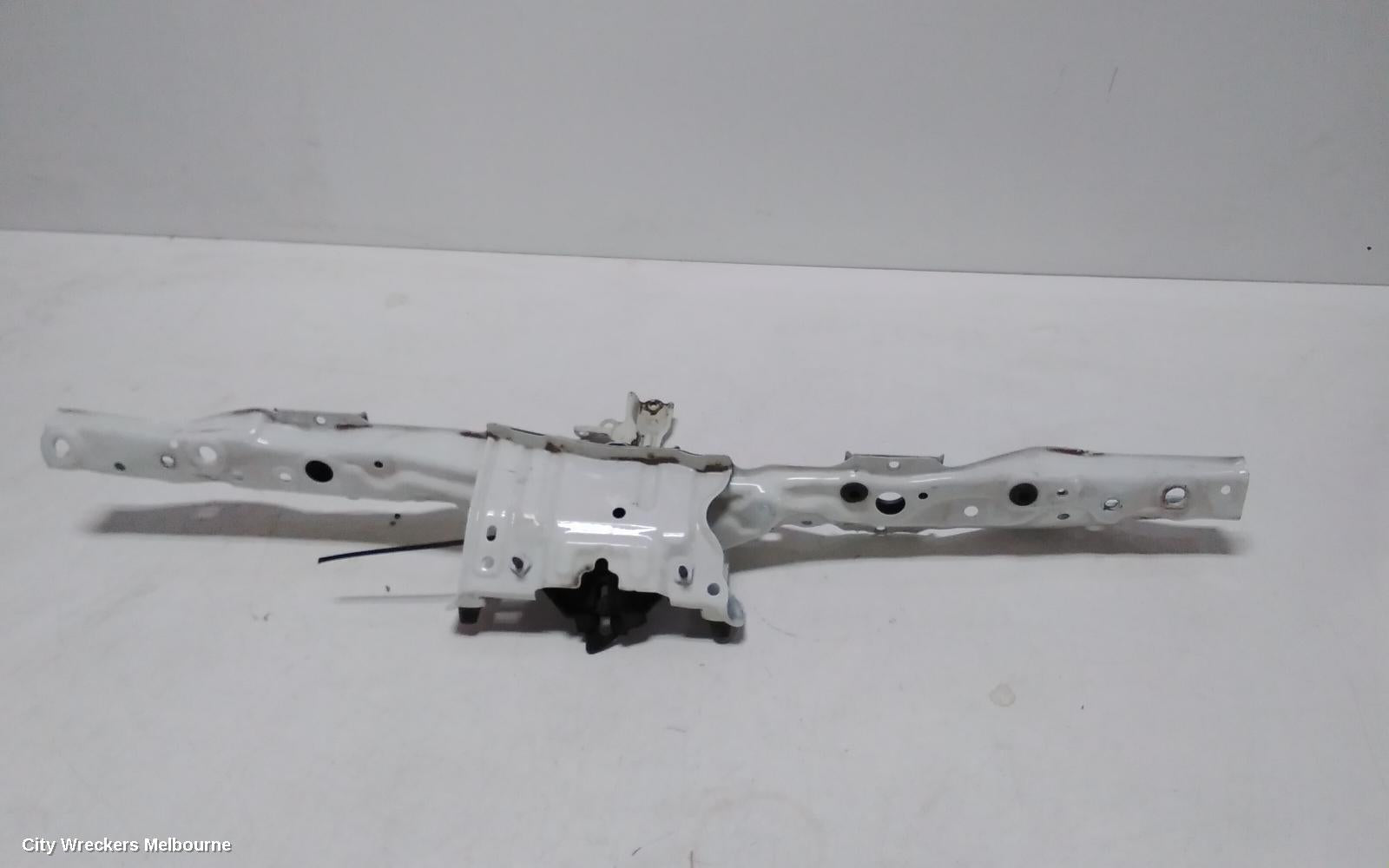 TOYOTA HIACE BONNET LOCK/SUPPORT, TRH/KDH, LOCK ONLY, 03/2005 - 04/2019 - Image 2