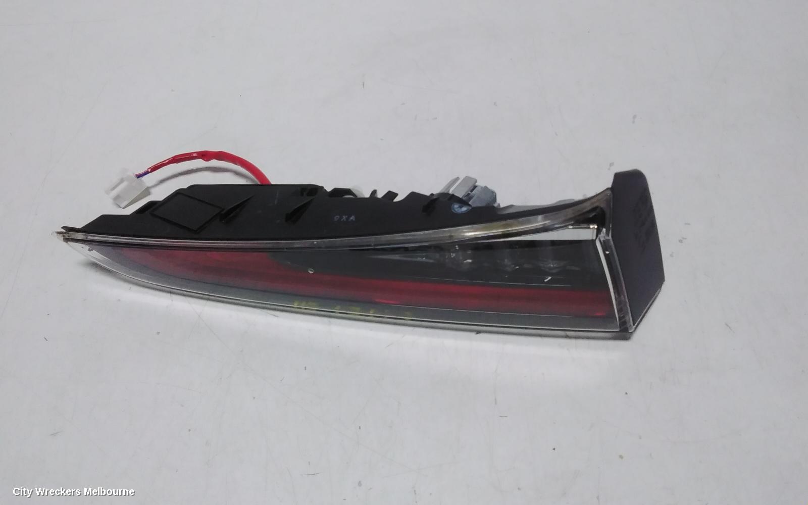TOYOTA COROLLA REAR GARNISH, E210, TAILGATE LAMP (LH SIDE), HATCH, 07/2018 - 08/2022 - Image 3