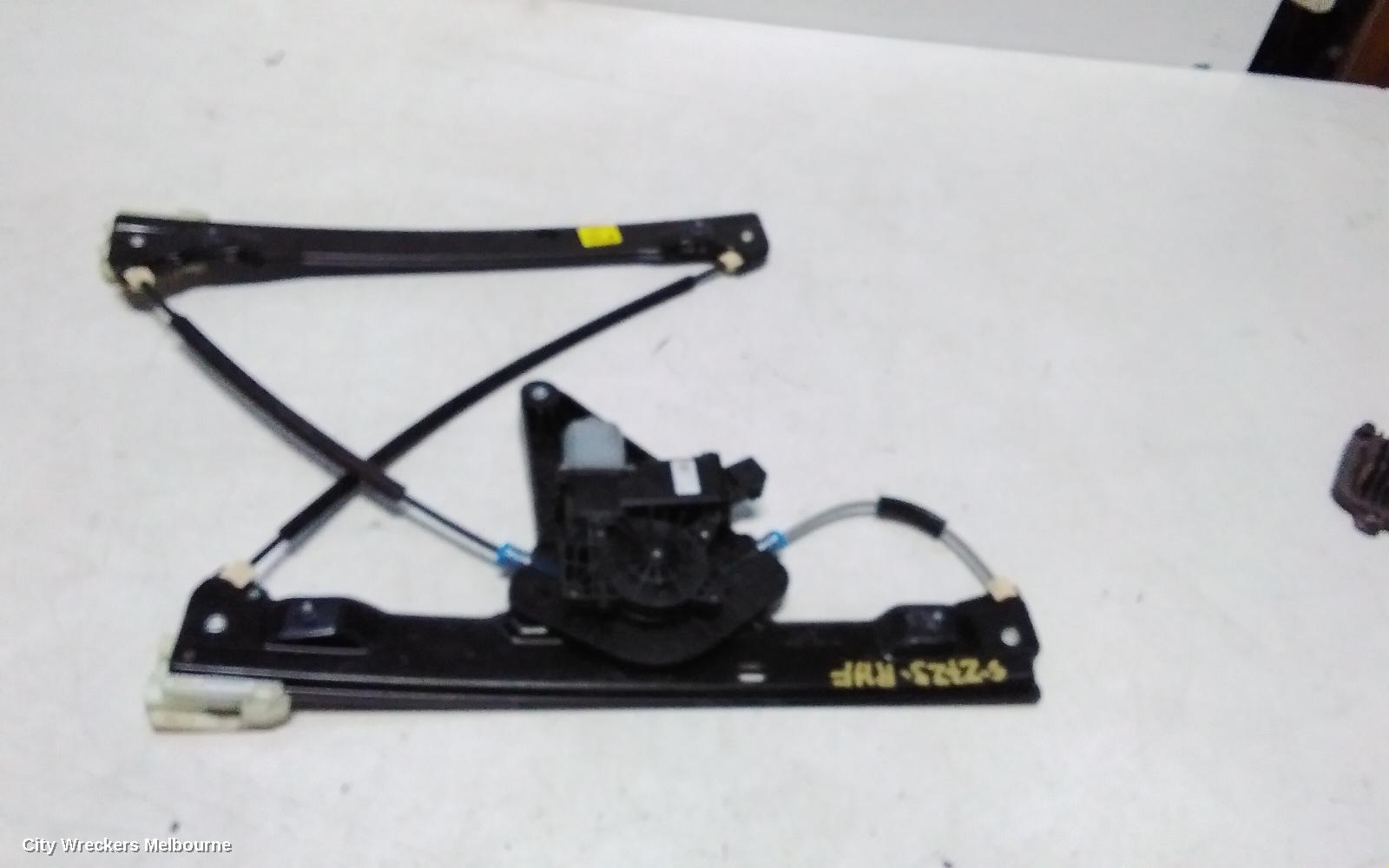 MG HS RIGHT FRONT WINDOW REG/MOTOR, SAS23, DOOR REG ASSY (REG AND MOTOR), 08/2019 - 12/2024 - Image 1