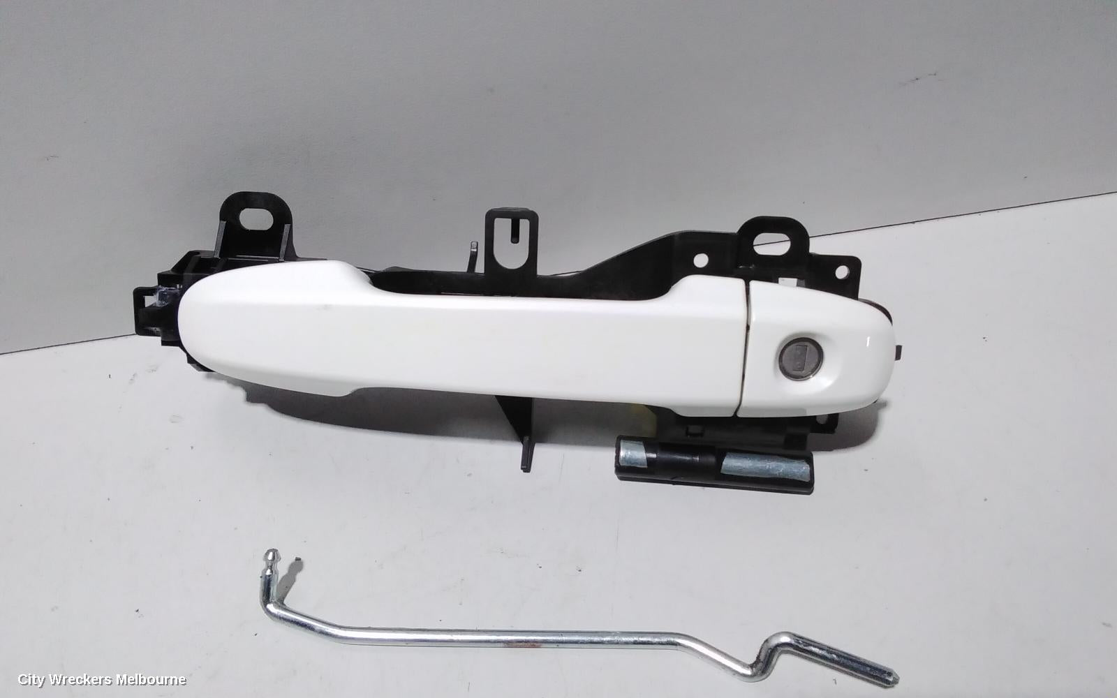 TOYOTA COROLLA DOOR HANDLE, ZRE182R 10/2012 - 06/2018 - Image 2