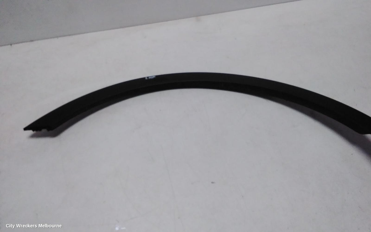 KIA SORENTO WHEEL ARCH FLARE, LH FRONT, MQ4, 02/2020 ONWARDS - Image 2