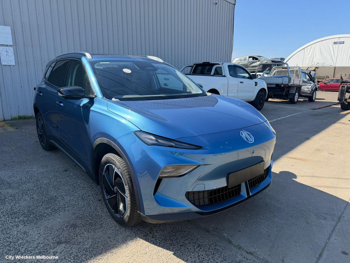 MG MGS5 LEFT GUARD, ZS3EM, 01/2025 ONWARDS - Image 1