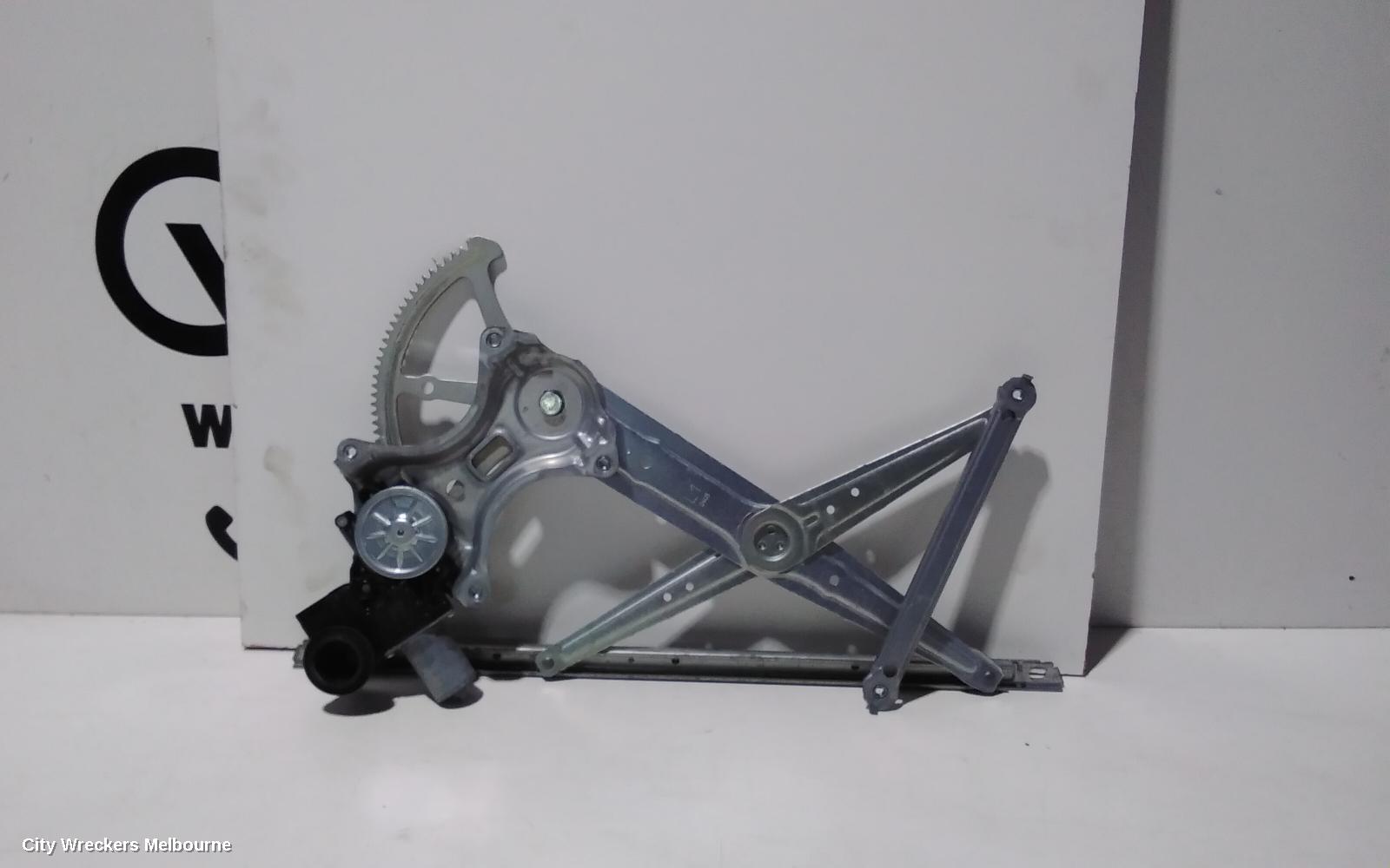 TOYOTA HIACE LEFT FRONT WINDOW REG/MOTOR, DOOR REG ASSY (REG AND MOTOR), 300 SERIES, 04/2019 ONWARDS - Image 2