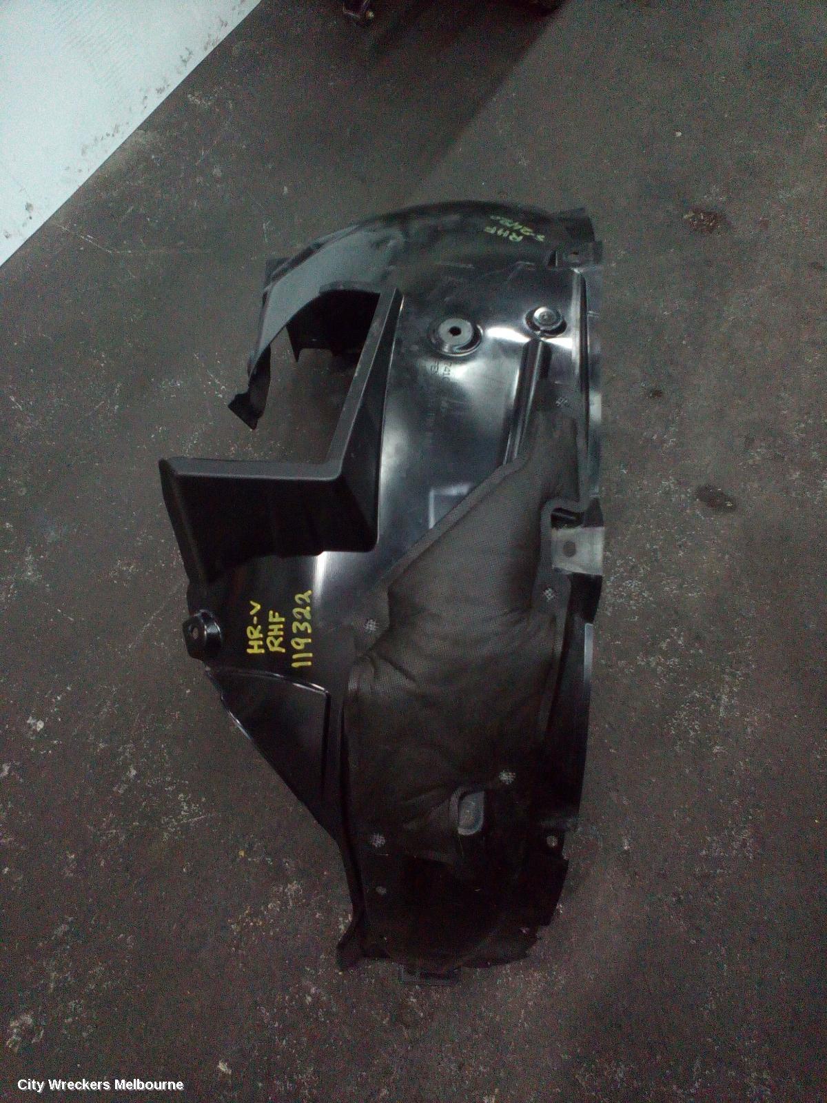 HONDA HRV RIGHT GUARD LINER, RV, FRONT, 12/2021 ONWARDS - Image 3
