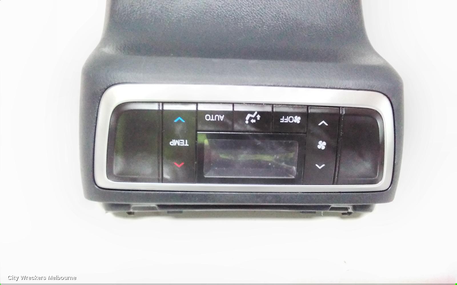 TOYOTA KLUGER HEATER/AC CONTROLS, GSU50/GSU55, CLIMATE CONTROL TYPE (REAR), 03/2014 - 02/2021 - Image 3