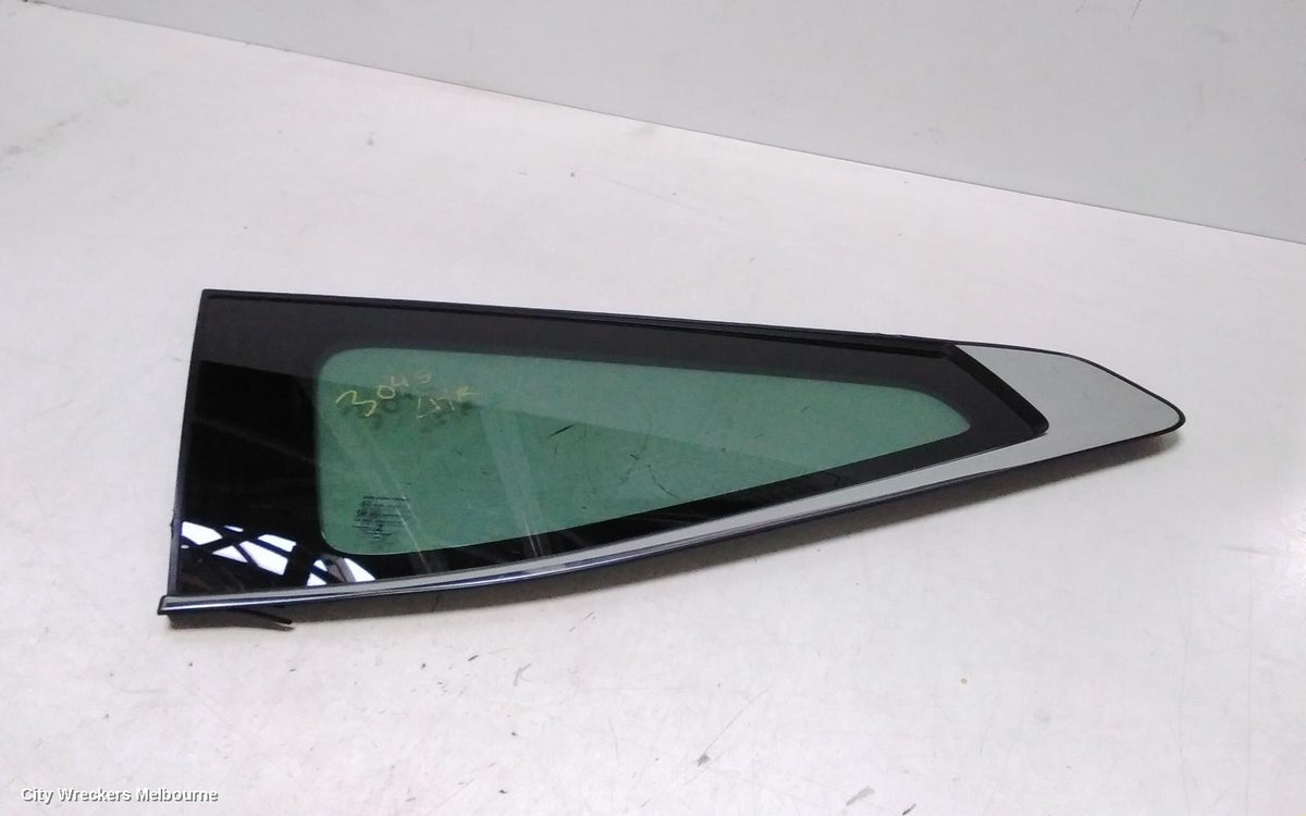 MITSUBISHI PAJERO LEFT REAR SIDE GLASS, PRIVACY GLASS TYPE, QE, PAJERO SPORT, 10/2015 ONWARDS - Image 3