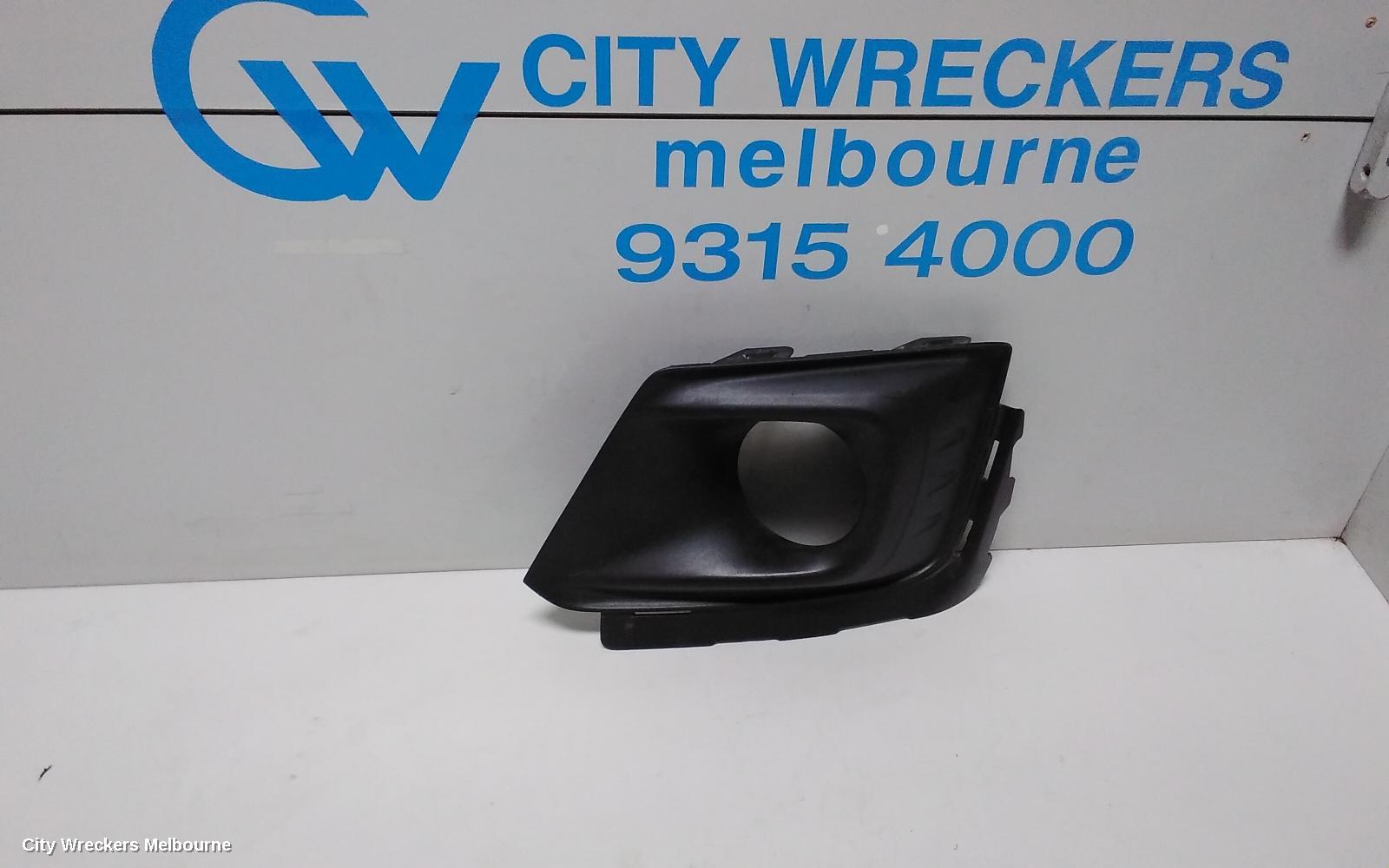 HOLDEN CAPTIVA LEFT INDICATOR/FOG/SIDE, BUMPER FOGLAMP SURROUND-BLACK, CG, 10/2015 - 06/2018 - Image 1