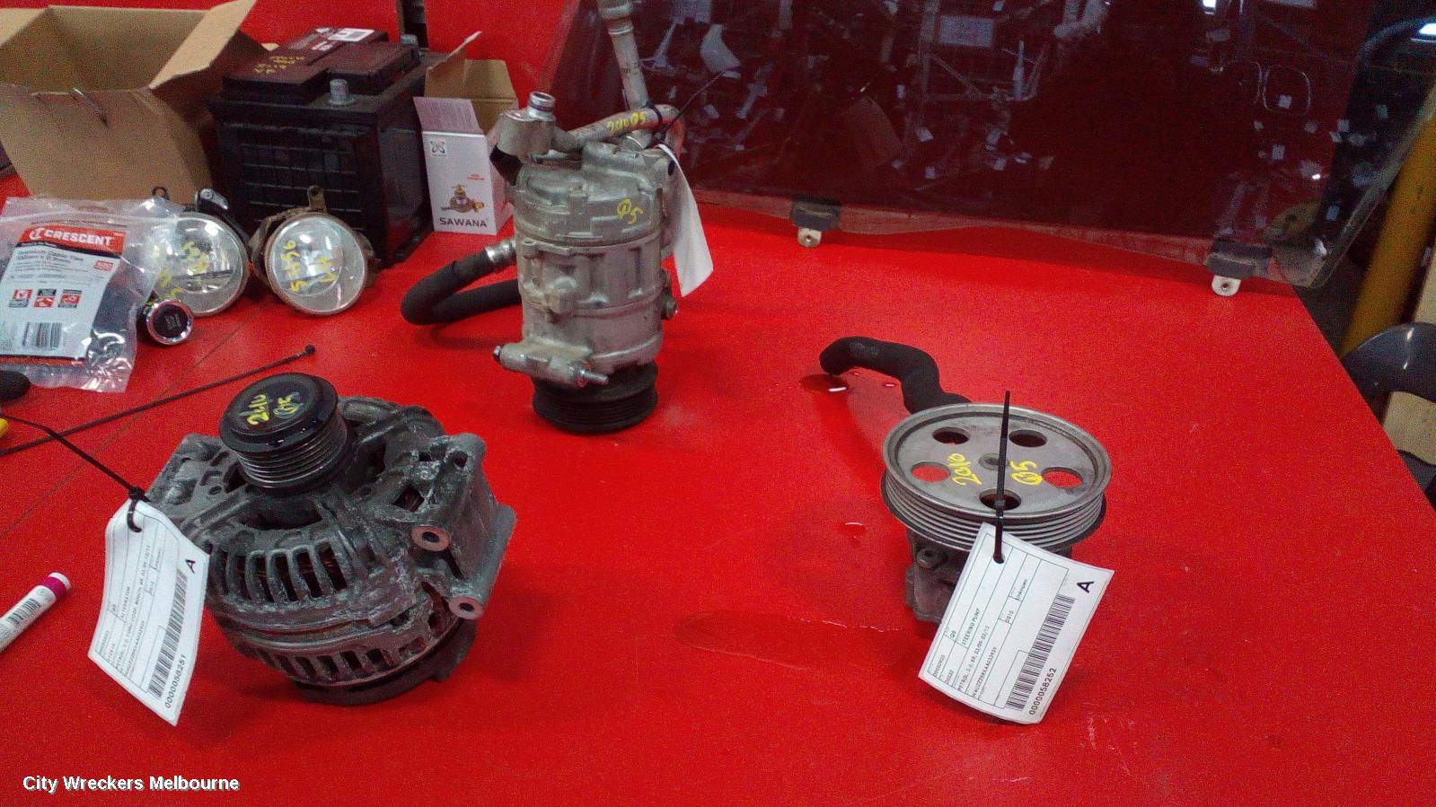 AUDI Q5 STEERING PUMP, PETROL, 2.0, 8R, 03/2009 - 03/2012 - Image 2