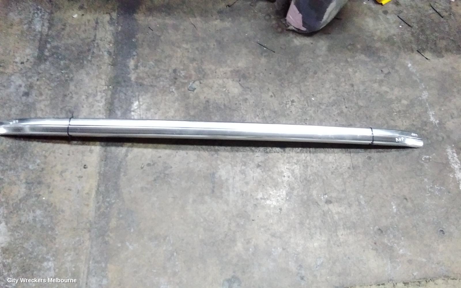 AUDI Q7 ROOF RAIL, 4L, 09/2006 - 08/2015 - Image 2