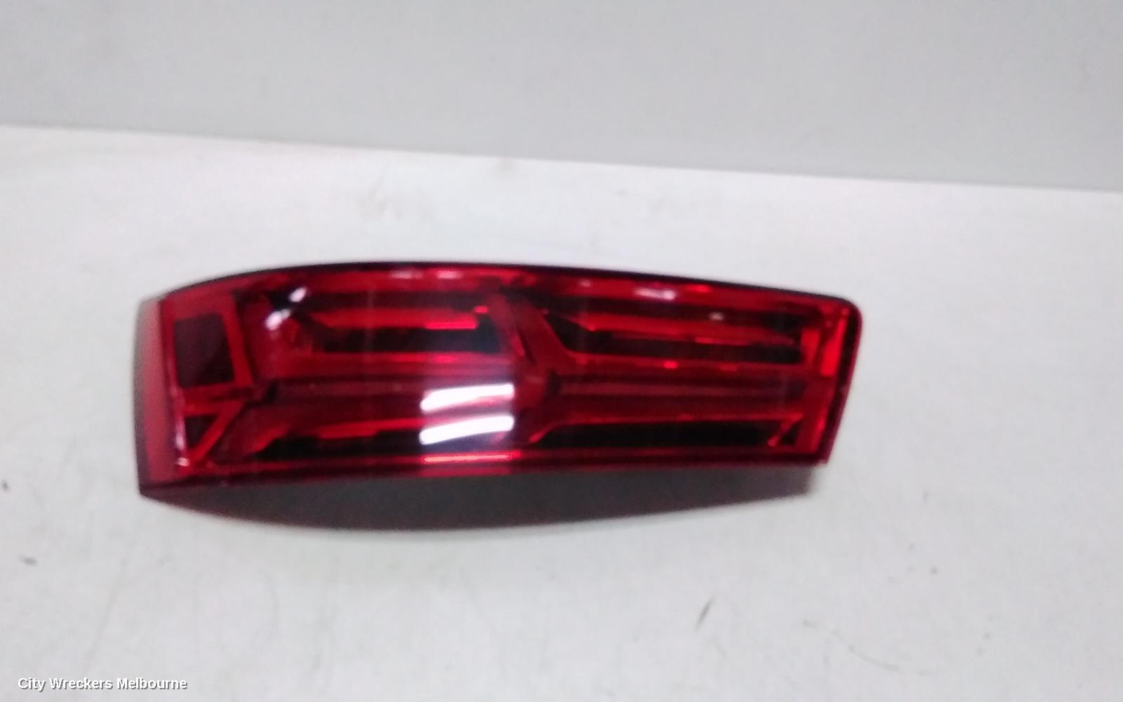 AUDI Q7 LEFT TAILLIGHT, 4M, IN LIFTGATE, OPT 8SK 4PIN, 09/2015 - 03/2020 - Image 1