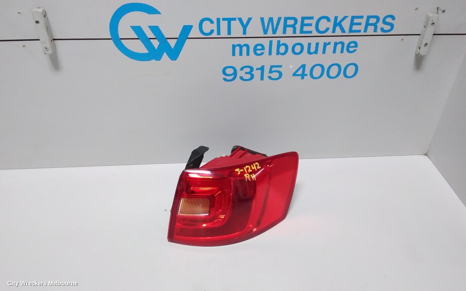 VOLKSWAGEN JETTA RIGHT TAILLIGHT, 1B, 02/2011 - 10/2014 - Image 1