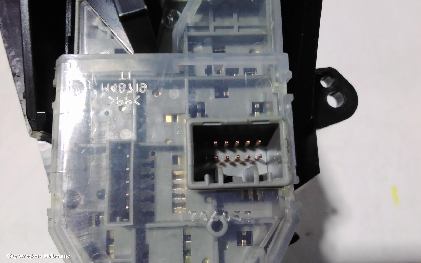 HONDA ODYSSEY COMBINATION SWITCH, FLASHER SWITCH, RC1, 02/2014 ONWARDS - Image 3