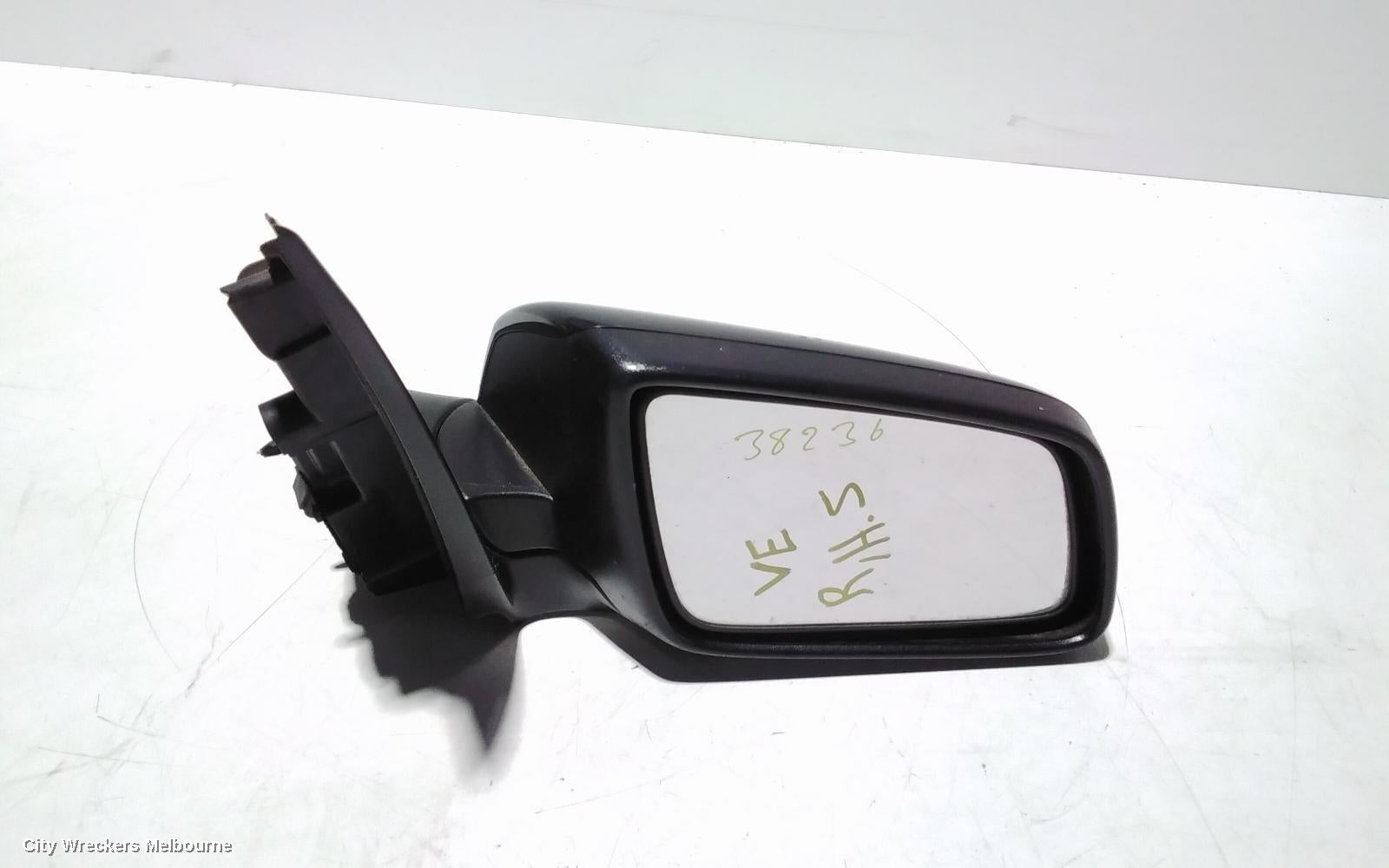 HOLDEN COMMODORE RIGHT DOOR MIRROR, VE, NON HEATED & NON PUDDLE LAMP TYPE, 08/2006 - 04/2013 - Image 1